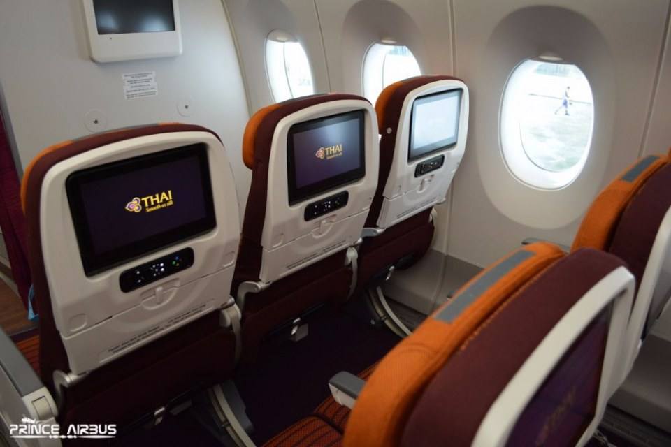 เครื่องบินแอร์บัส เอ 350 XWB ลำแรกของ บริษัท การบินไทย จำกัด (มหาชน)