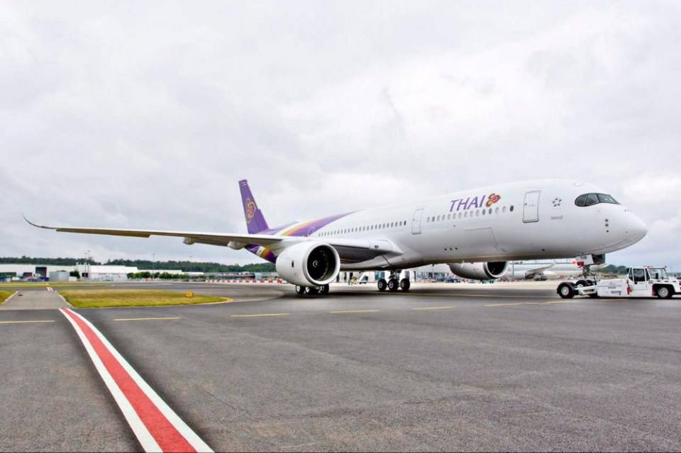 เครื่องบินแอร์บัส เอ 350 XWB ลำแรกของ บริษัท การบินไทย จำกัด (มหาชน)