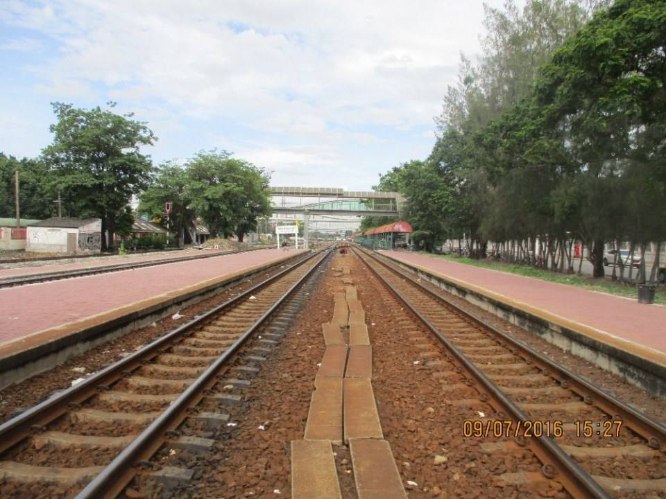 ป้ายหยุดรถไฟพระจอมเกล้าลาดกระบัง