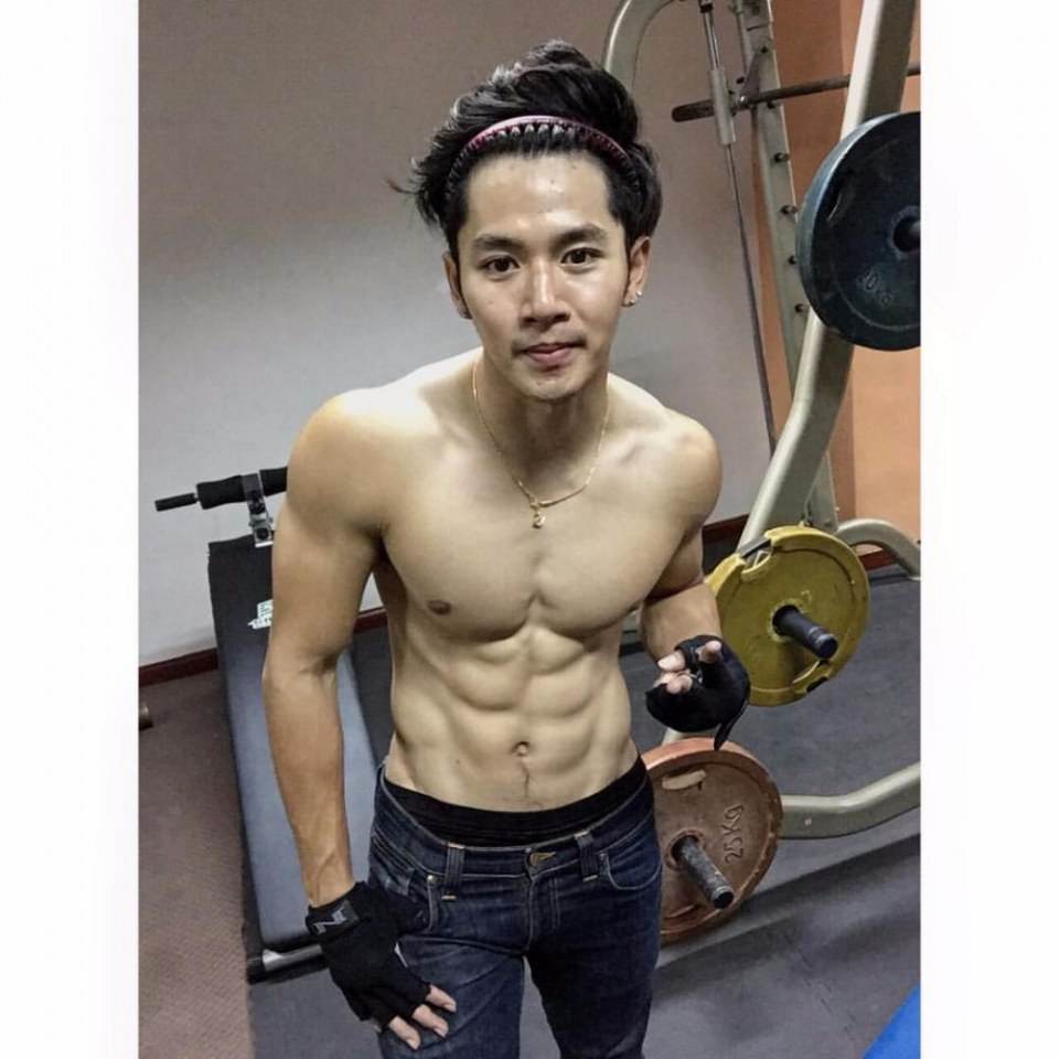 พี่ล่ำมาปล้ำฉันที