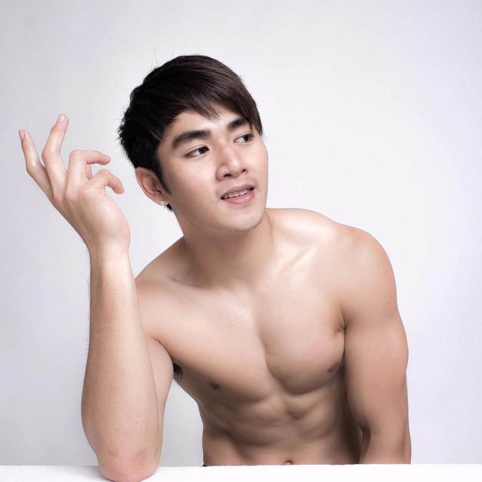 พี่ล่ำมาปล้ำฉันที