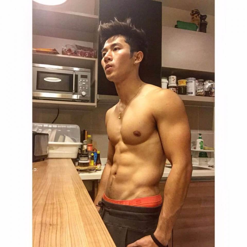 พี่ล่ำมาปล้ำฉันที