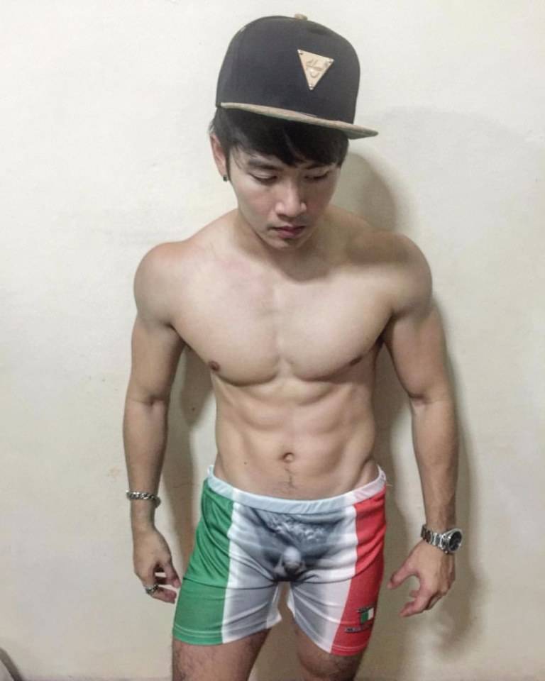 พี่ล่ำมาปล้ำฉันที