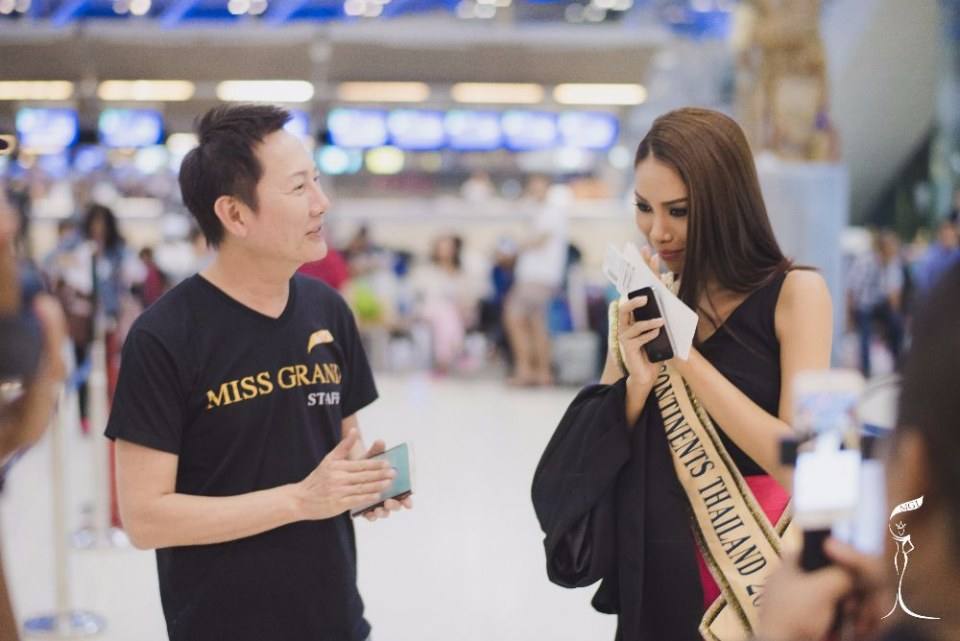 รวมภาพน้องโบว์ เดินทางไปประกวด Miss United Continents 2016