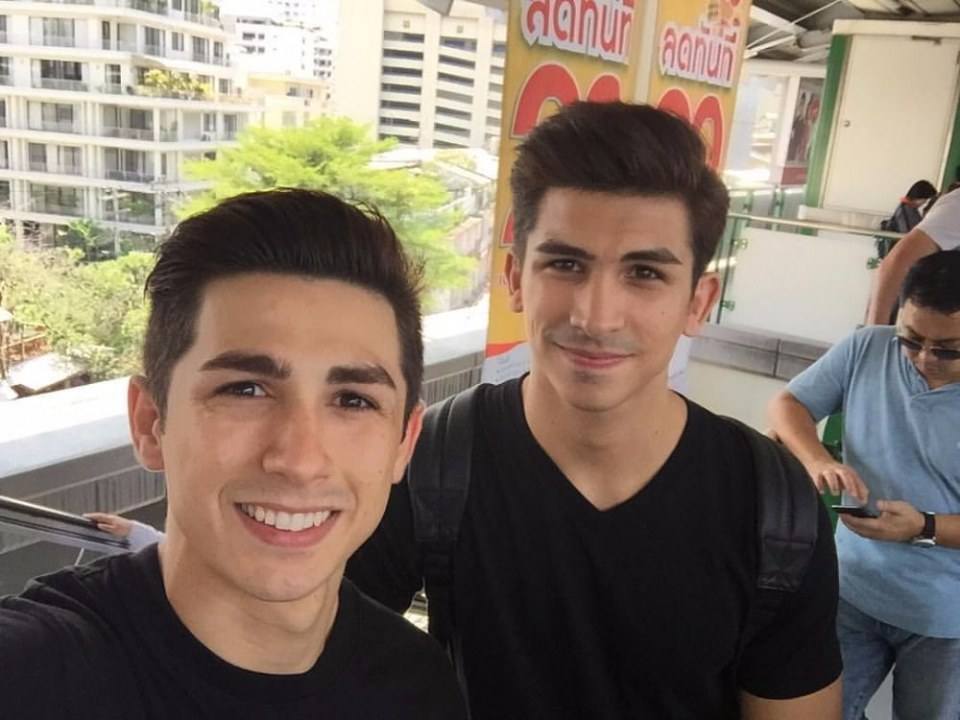 อองตวน ลีโอ แซ่บแพคคู่ น่าชิมม๊วกก