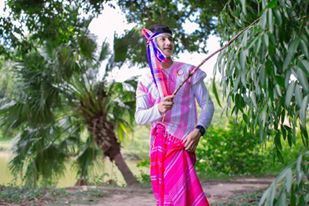 "ตะวัน" หนุ่มพม่า สุดหล่อ "เป้าตุง"