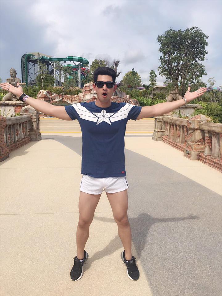 เลียคนหล่อ05