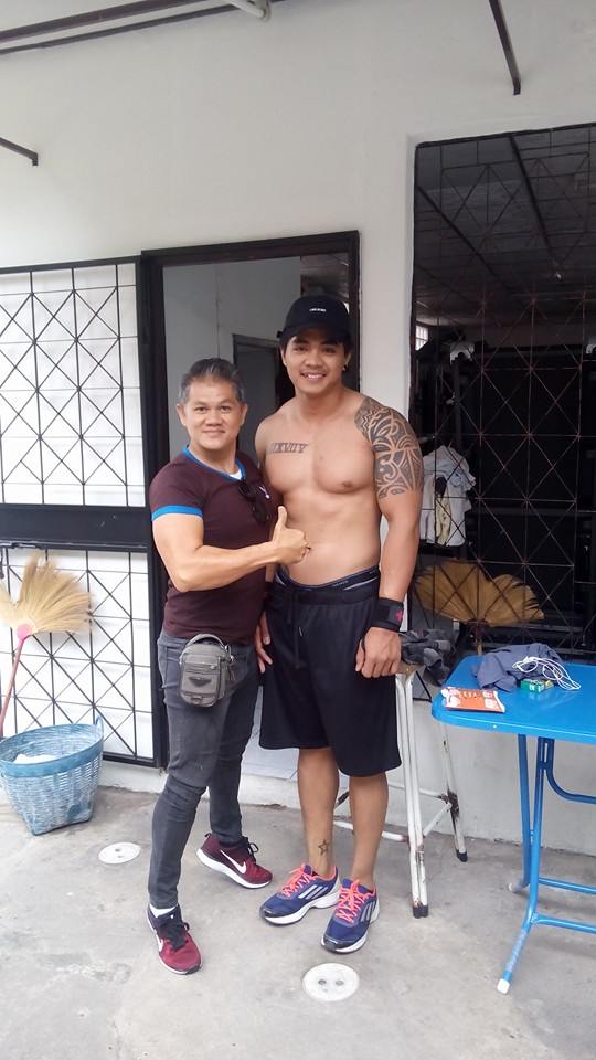 เลียคนหล่อ05