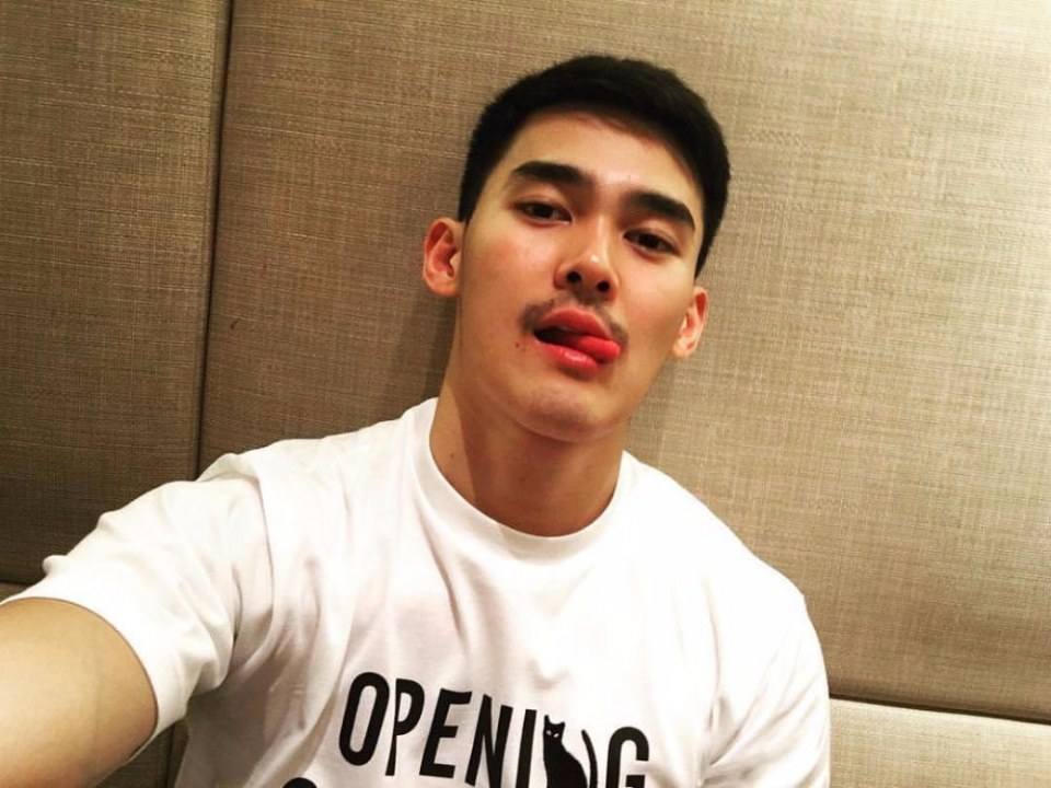 เลียคนหล่อ05