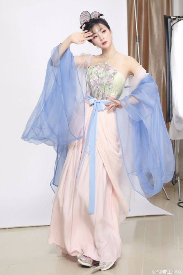 Royal Highness《回到明朝当王爷之杨凌传》2016 part2