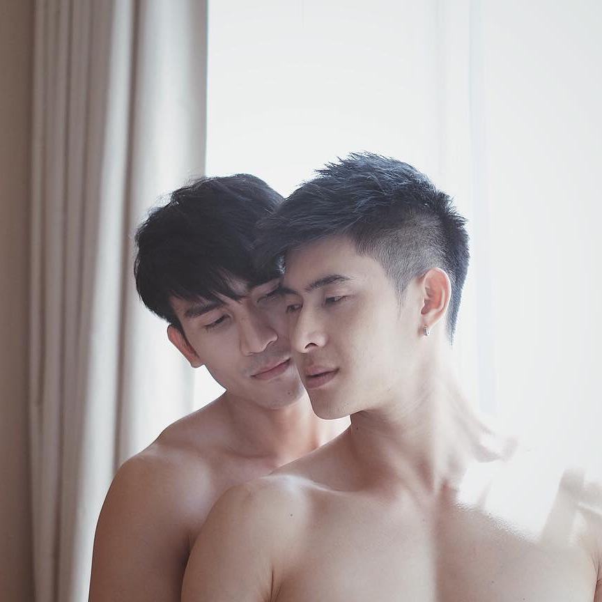 หนุ่มๆ hotzz ถ่ายเเบบเกงว่ายน้ำ....แซ่บมากก