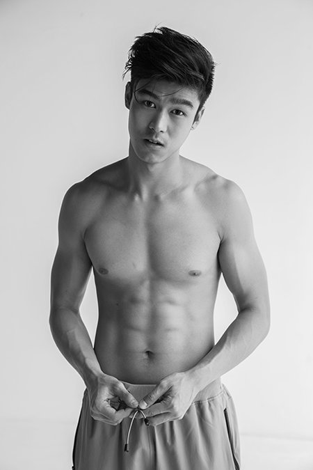 เชียร์สุดฤทธิ .... สุดหล่อหน้าใส &ldquo;อู๋ คมธนู&rdquo; หนุ่มคลีโอ 2016