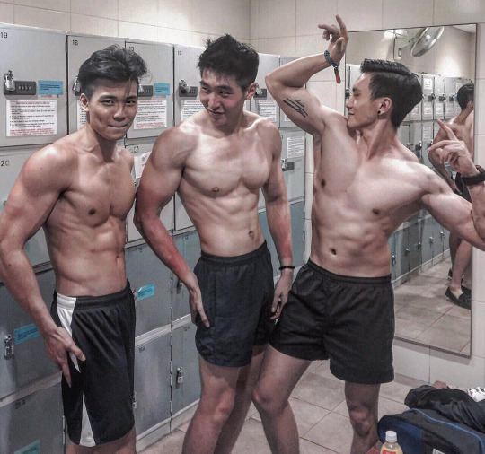 ผู้ชายพาเพลิน