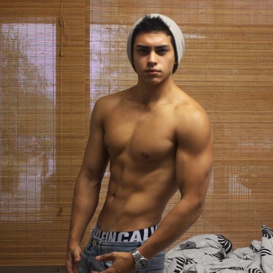 ผู้ชายพาเพลิน