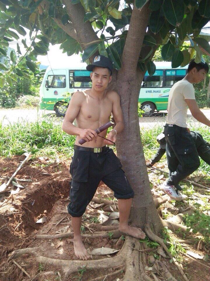 ผู้ชายพาเพลิน
