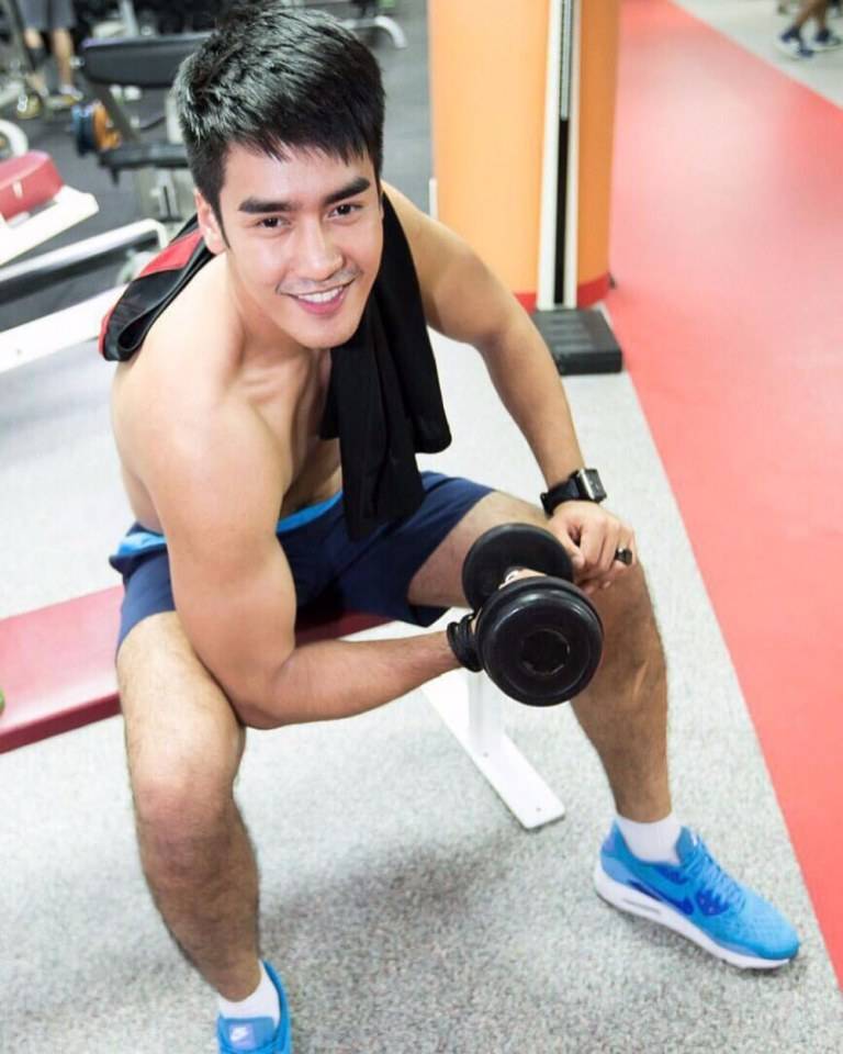 ผู้ชายพาเพลิน 4