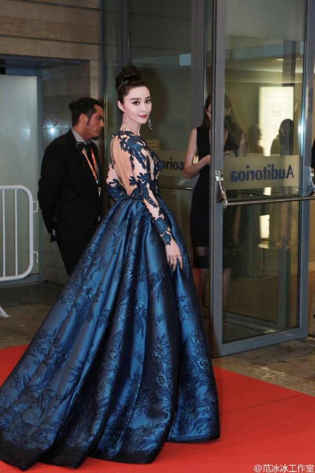 Fan Bingbing ราชินีพรมแดงกลับมาอีกครั้งกับลุคนี้ สวยเจิด นางพญามากๆ@San Sebastian Festival 2016