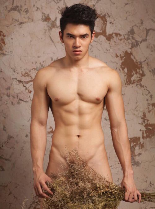นายแบบ หุ่นแซ่บ MOSSEN SRIPEN