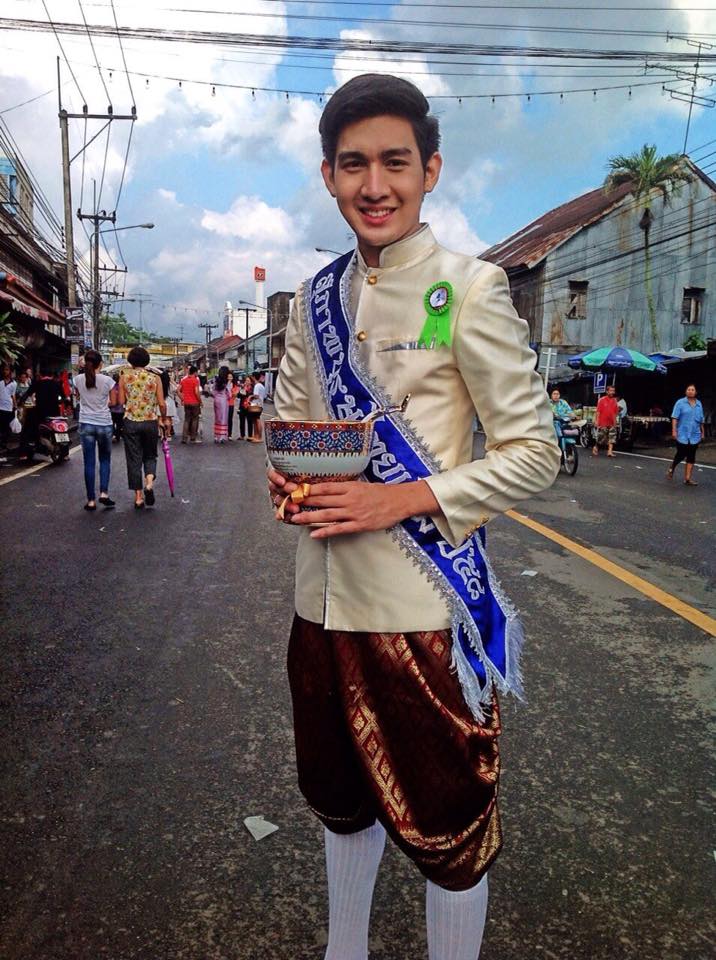 น้องโน๊ต (คณะการบิน มหาวิทยาลัยอีสเทิร์นเอเชีย คลอง5 ปทุมธานี) เดือนมหาวิทยาลัยประจำปี 2559