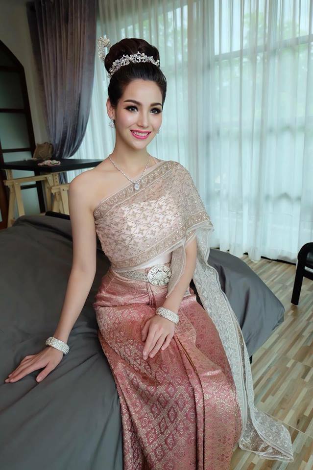 น้องจูลี่ (คณะการบิน มหาวิทยาลัยอีสเทิร์นเอเชีย) กับการประกวด #Thefacethailand3 ช่วยเป็นกำลังใจให้น้องด้วยนะคระ