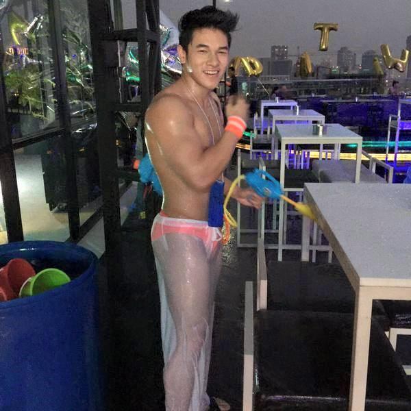 ยังไม่พ้นปีเเต่อยากให้ถึงสงกรานต์เร็วๆ จัง