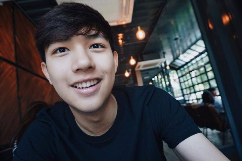 น้องหมอโบ๊ต ของดีคณะแพทย์ ยังคงความหล่อเข้ม สูงยาว เข่าดี แซ่บอีหลีเหมือนเดิม #ทีมมช #รับน้องขึ้นดอย59