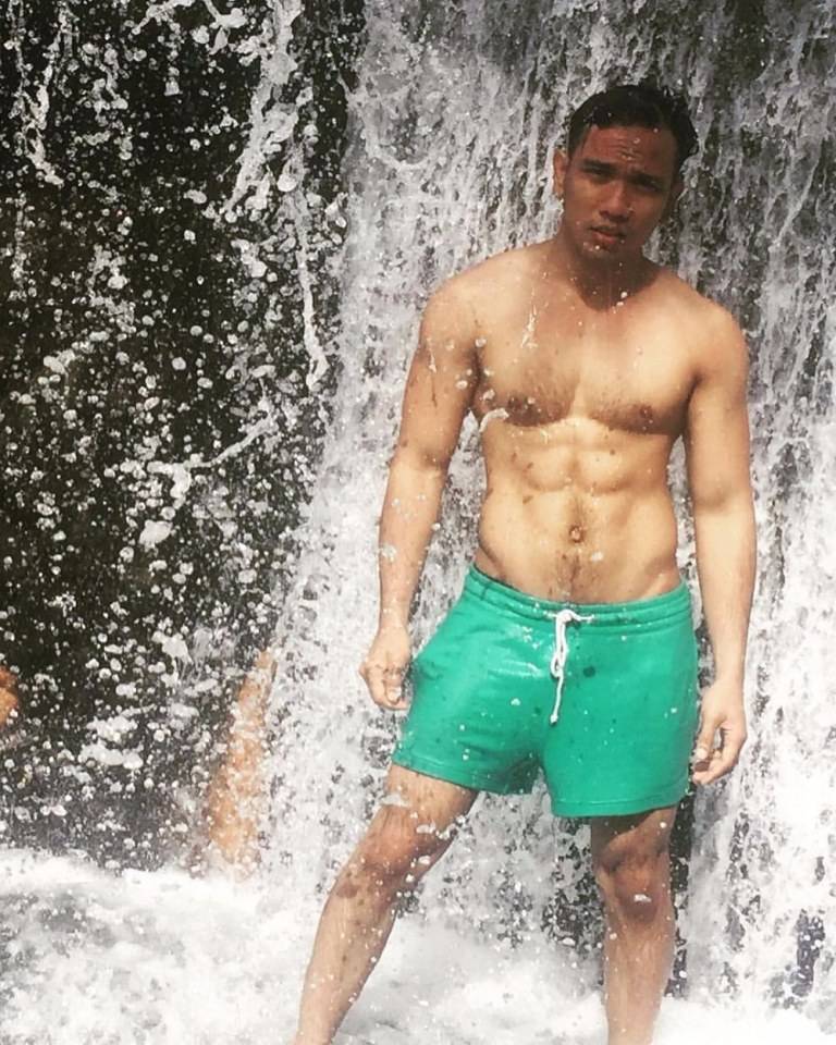 หล่อแบบบ้านๆคำโตๆ