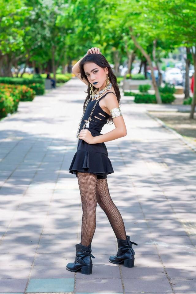 เปิดรับสมัครนักเรียนการแสดงคอร์สปิดเทอม  2559