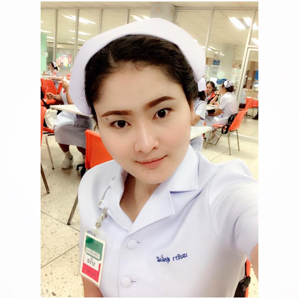 น่ารักทั้งนั้นเด็กๆพยาบาล EAU