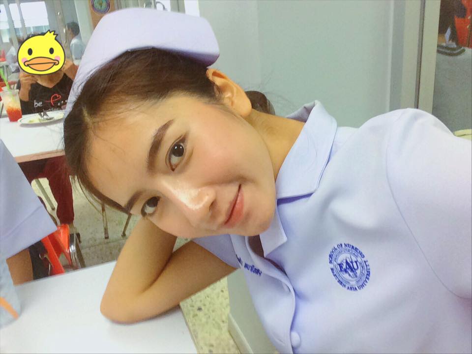 น่ารักทั้งนั้นเด็กๆพยาบาล EAU