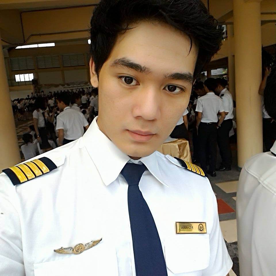 อยากมีอนาคตดีๆ มาเรียนการบิน มหาวิทยาลัยอีสเทิร์นเอเชีย ปทุมธานี (คลอง5)