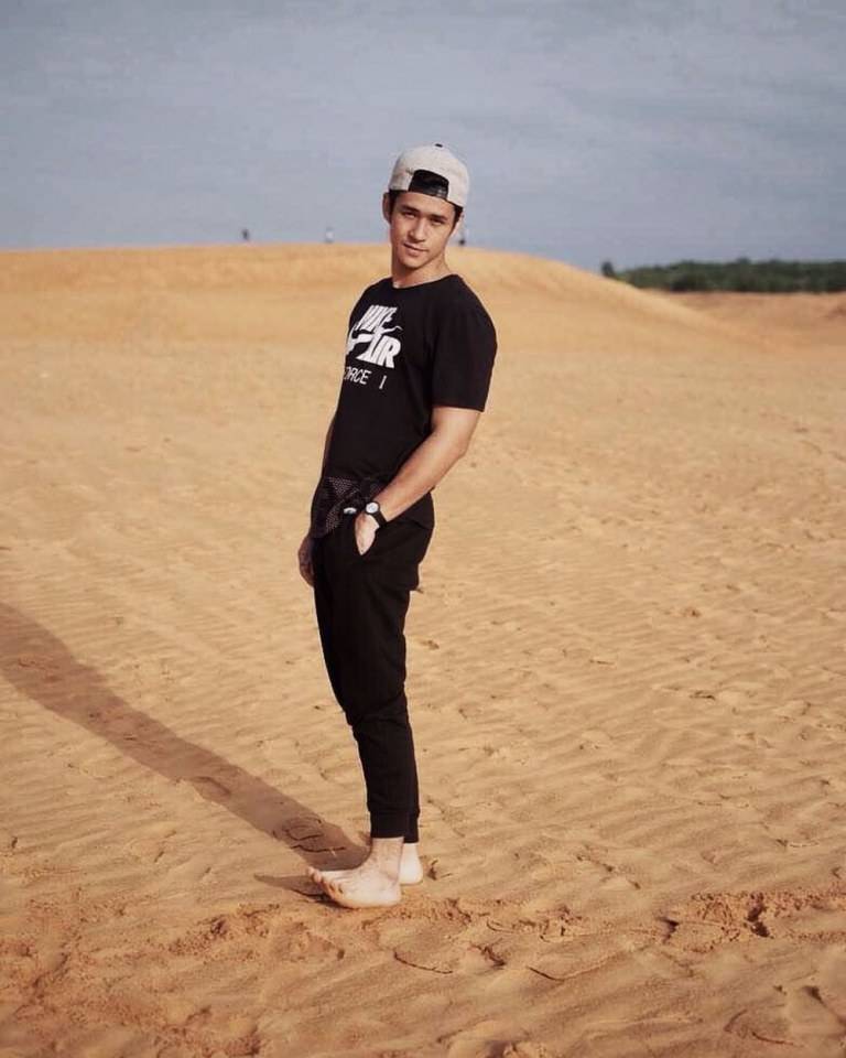 อยากเลีย""