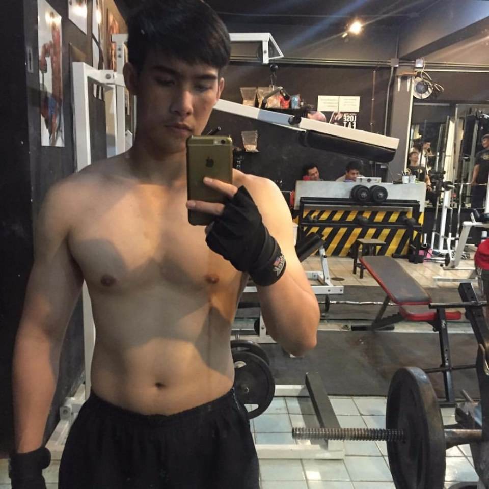 อยากเลีย""