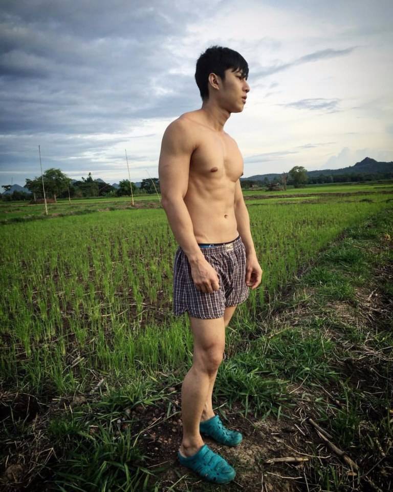 ผู้ชายแซบๆ