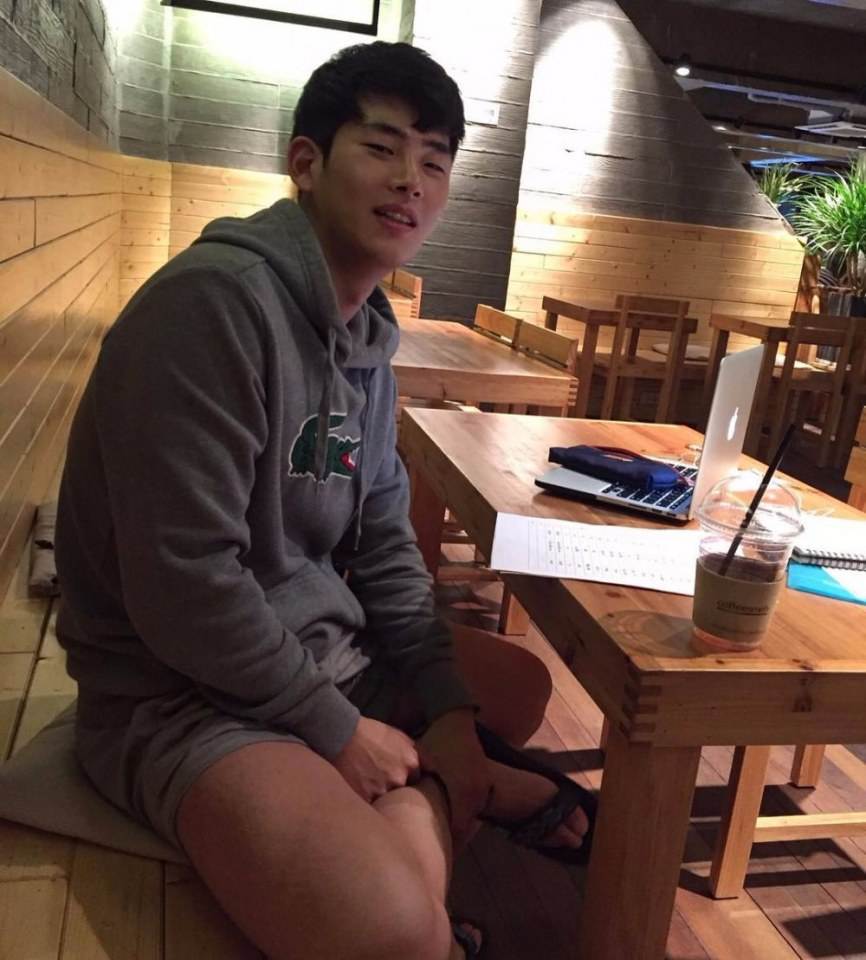 ใส่สั้นขนาด เน้ อิป้าใจ๋บ่าดี
