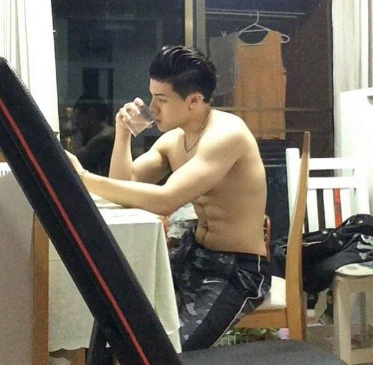 แซ่บจนน้ำลายหก...ละอ่อนดีขนาด!! #แซ่บ