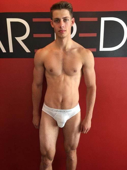 Dream Men 93 (+18)