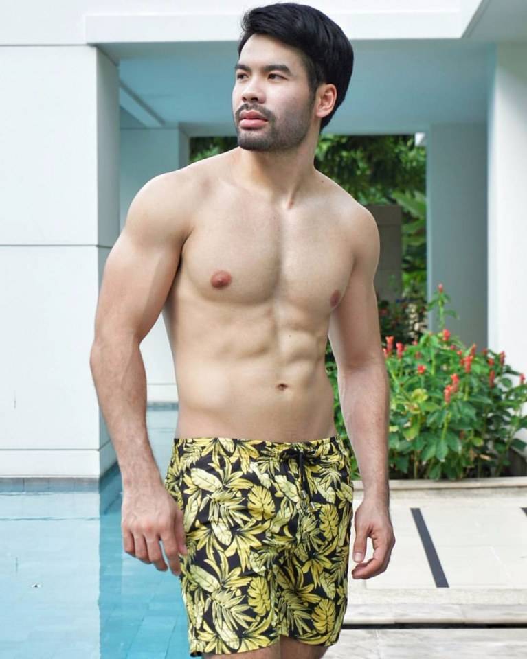 หนวดหมีพาเสียว