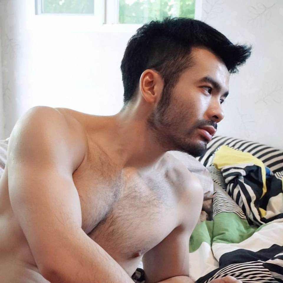 หนวดหมีพาเสียว