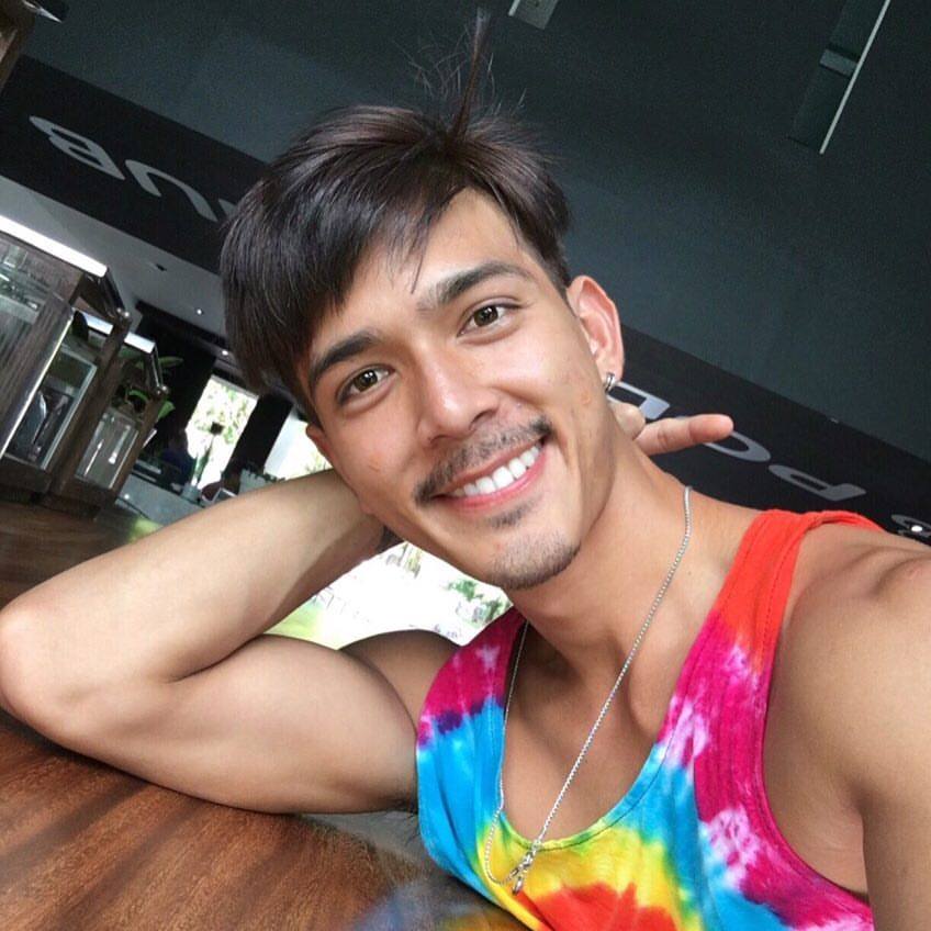 ชิมคนไหน ตามใจเลย
