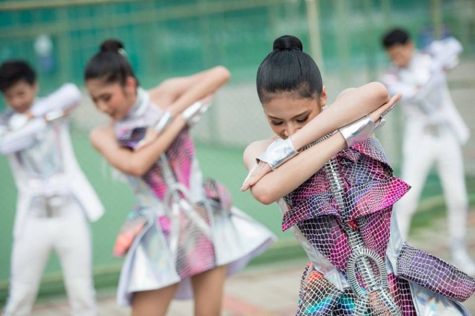 ปังเว่อร์!! ผู้นำเชียร์มหาวิทยาลัยกรุงเทพ รุ่นที่18