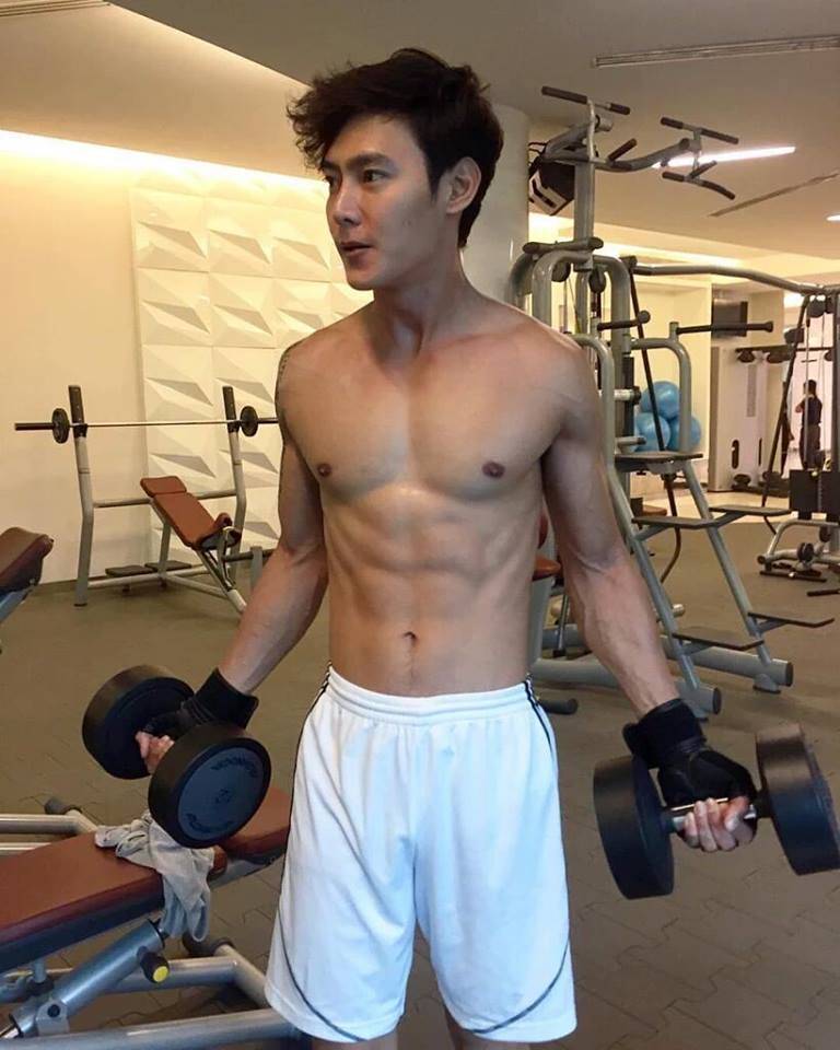 เห็นแล้วอยากเลีย อิอิ