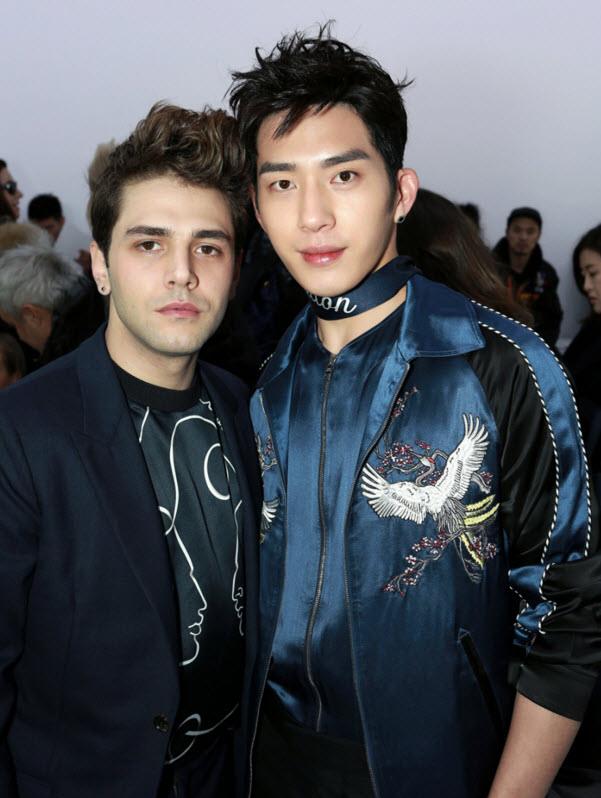 ว๊าย อะไรยังงัยคะ
