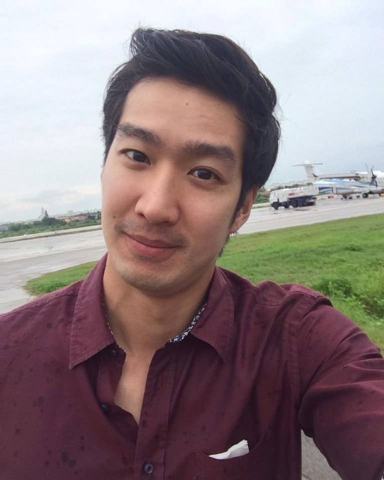 พี่เดี่ยวมาบินชอบจุม"