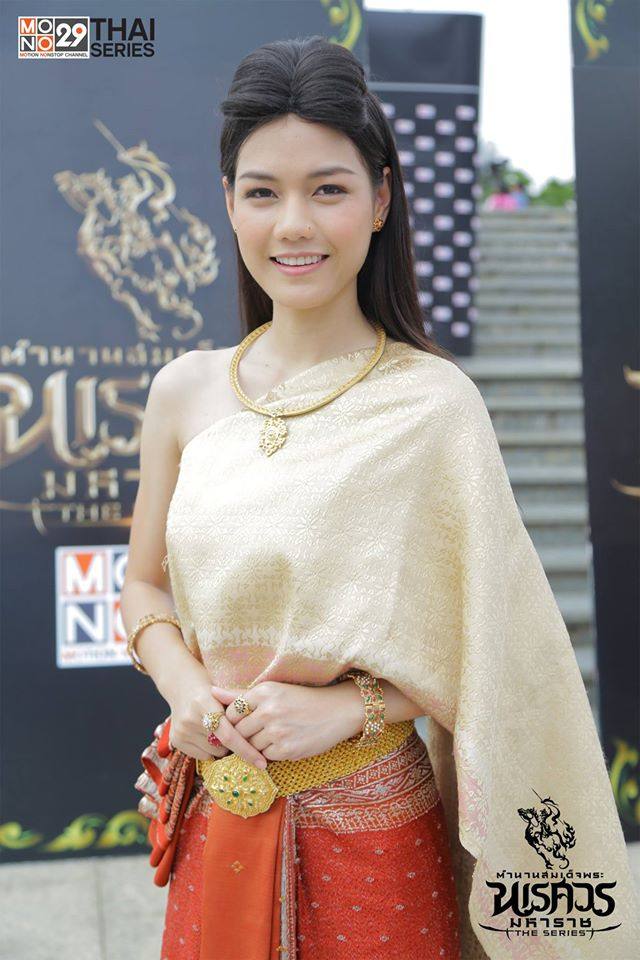 บวงสรวงตำนานสมเด็จพระนเรศวรมหาราชเดอะซีรี่ส์ พร้อมเปิดตัวองค์ดำ 3 รุ่น !!!!