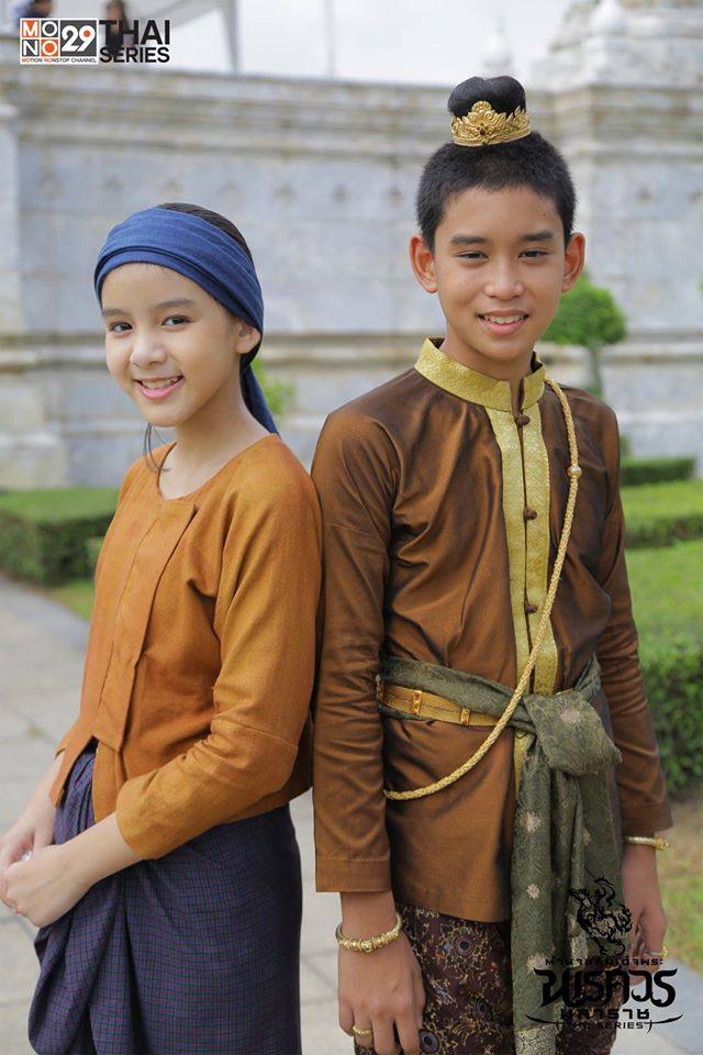 บวงสรวงตำนานสมเด็จพระนเรศวรมหาราชเดอะซีรี่ส์ พร้อมเปิดตัวองค์ดำ 3 รุ่น !!!!