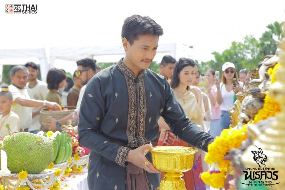 บวงสรวงตำนานสมเด็จพระนเรศวรมหาราชเดอะซีรี่ส์ พร้อมเปิดตัวองค์ดำ 3 รุ่น !!!!