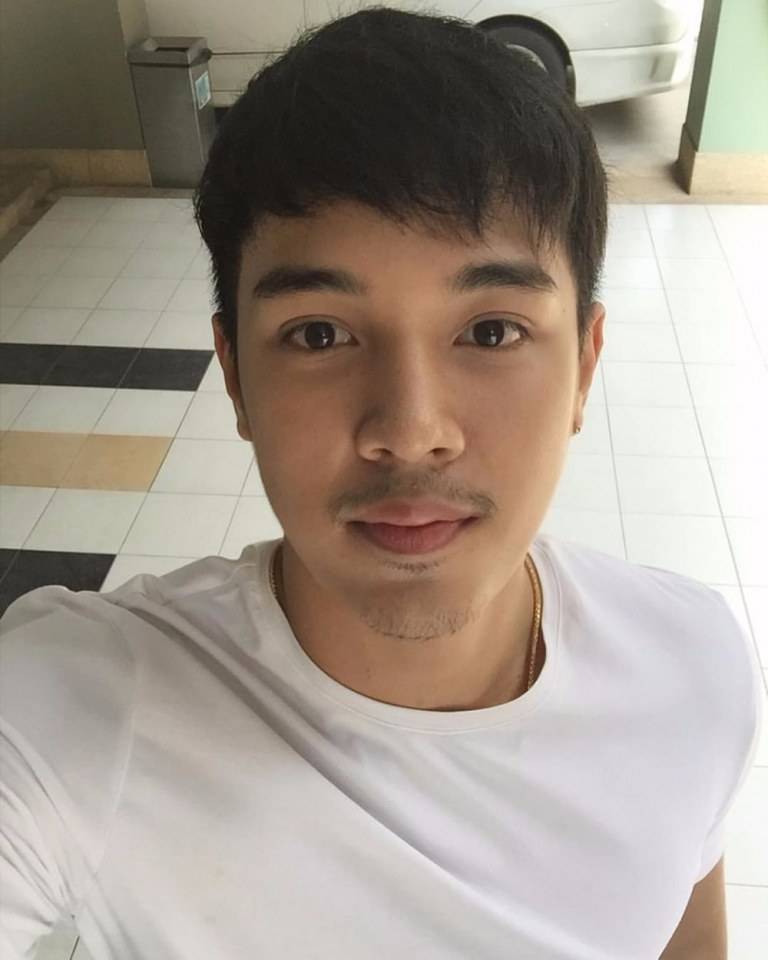 หล่อเข้มนมเด้ง