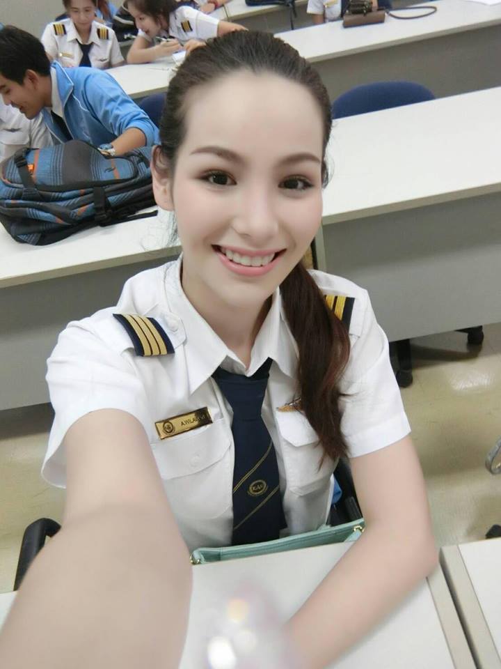 การบิน EAU