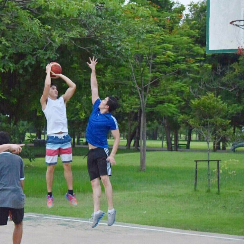 ไมค์ ขอเลียรัวๆเลย